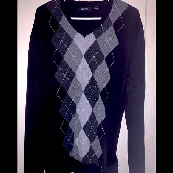 Claiborne Other - CLAIBORNE SWEATER